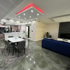 Beautiful And Cozy 2 Bedroom In The Heart Of Downtown دبي